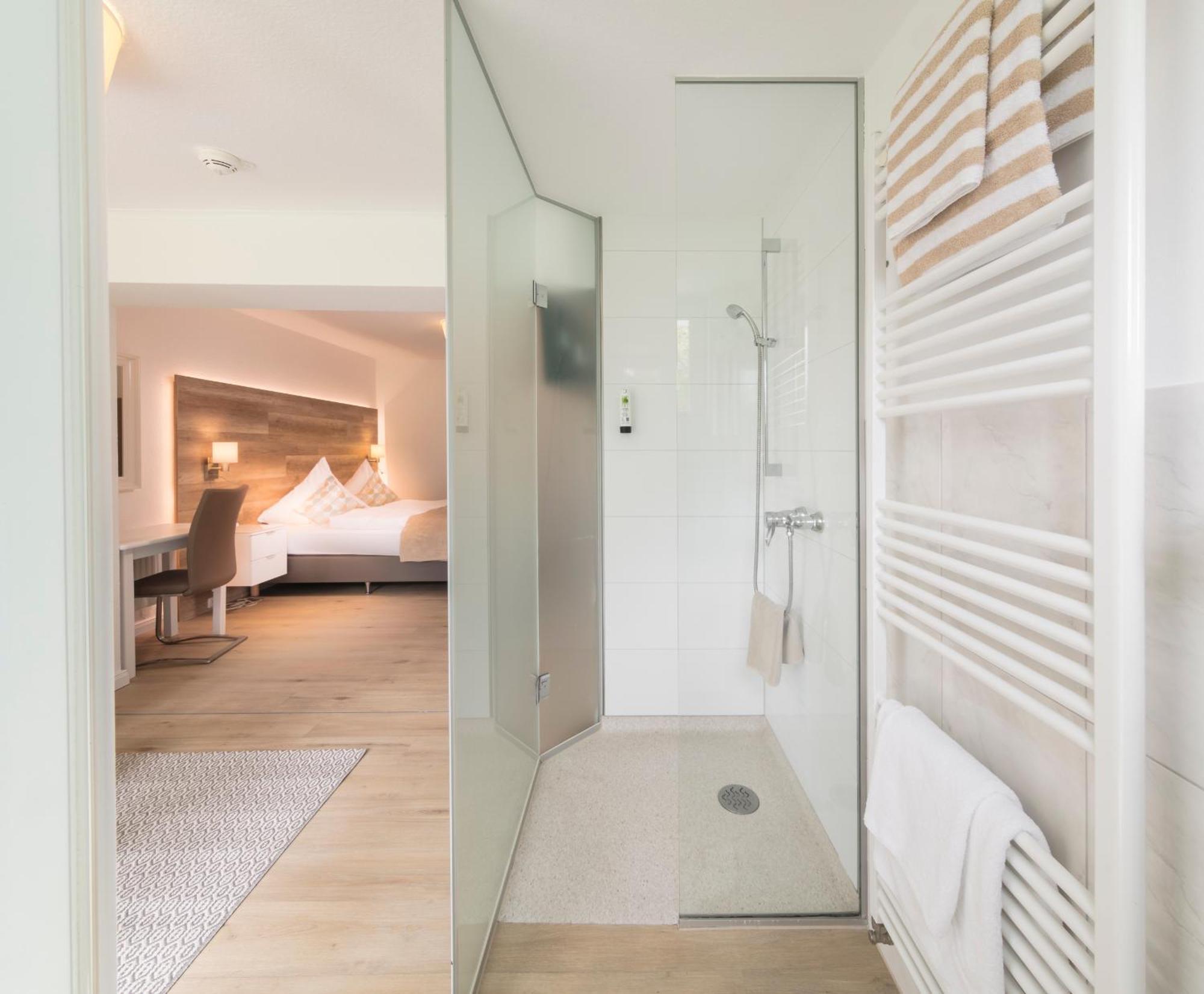Hofhotel Kraehenberg Grömitz Pokoj fotografie